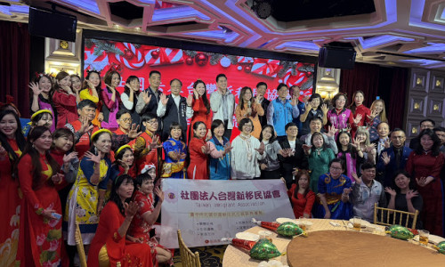 台灣新住民協會舉辦溫馨聖誕交流活動　台中市副市長鄭照新感謝長期支持新住民